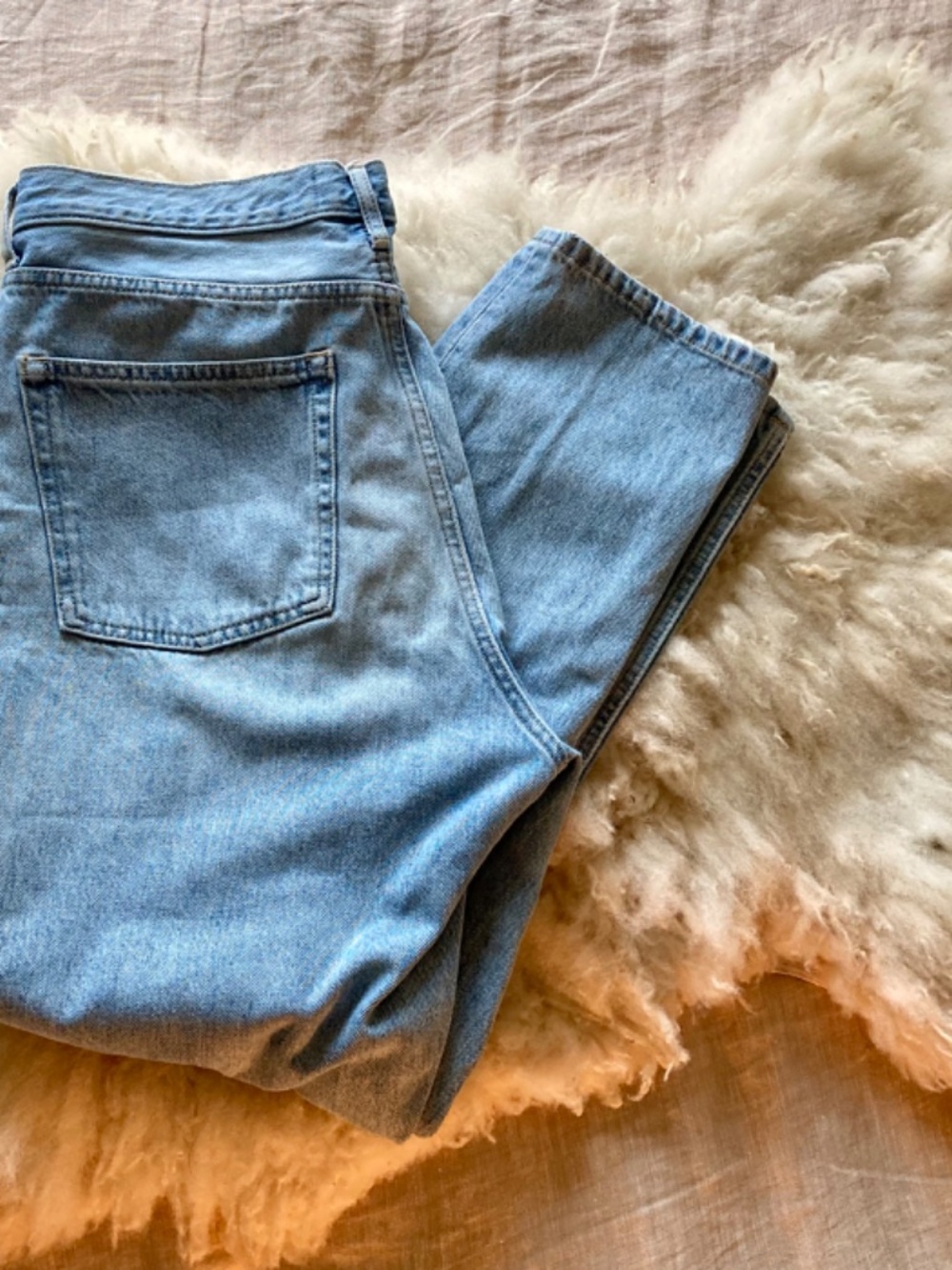 Everlane 90s Cheeky Jean